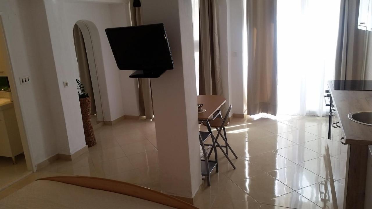 Guesthouse Iva Хвар Экстерьер фото