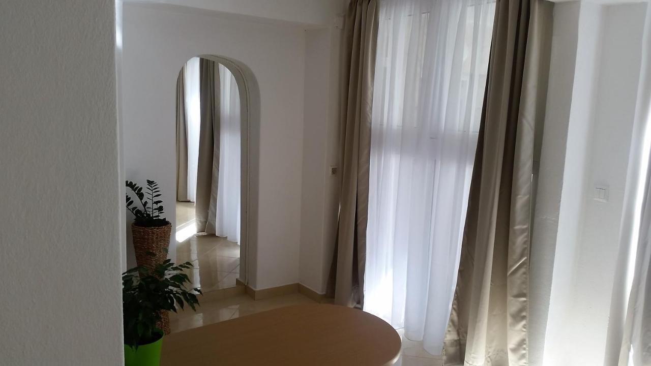 Guesthouse Iva Хвар Экстерьер фото