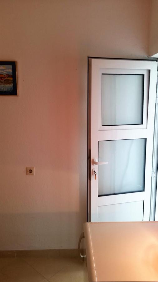 Guesthouse Iva Хвар Экстерьер фото
