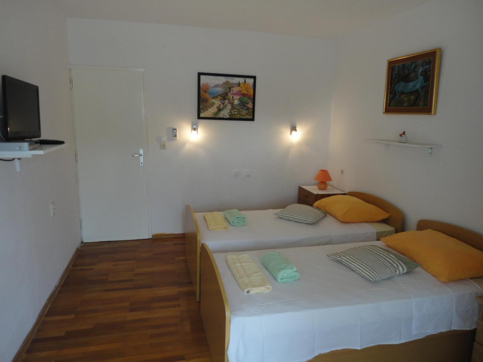 Guesthouse Iva Хвар Экстерьер фото